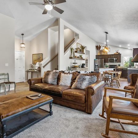 Southwestern Style 4 Bedroom Nampa Home Sleeps 16! Екстер'єр фото