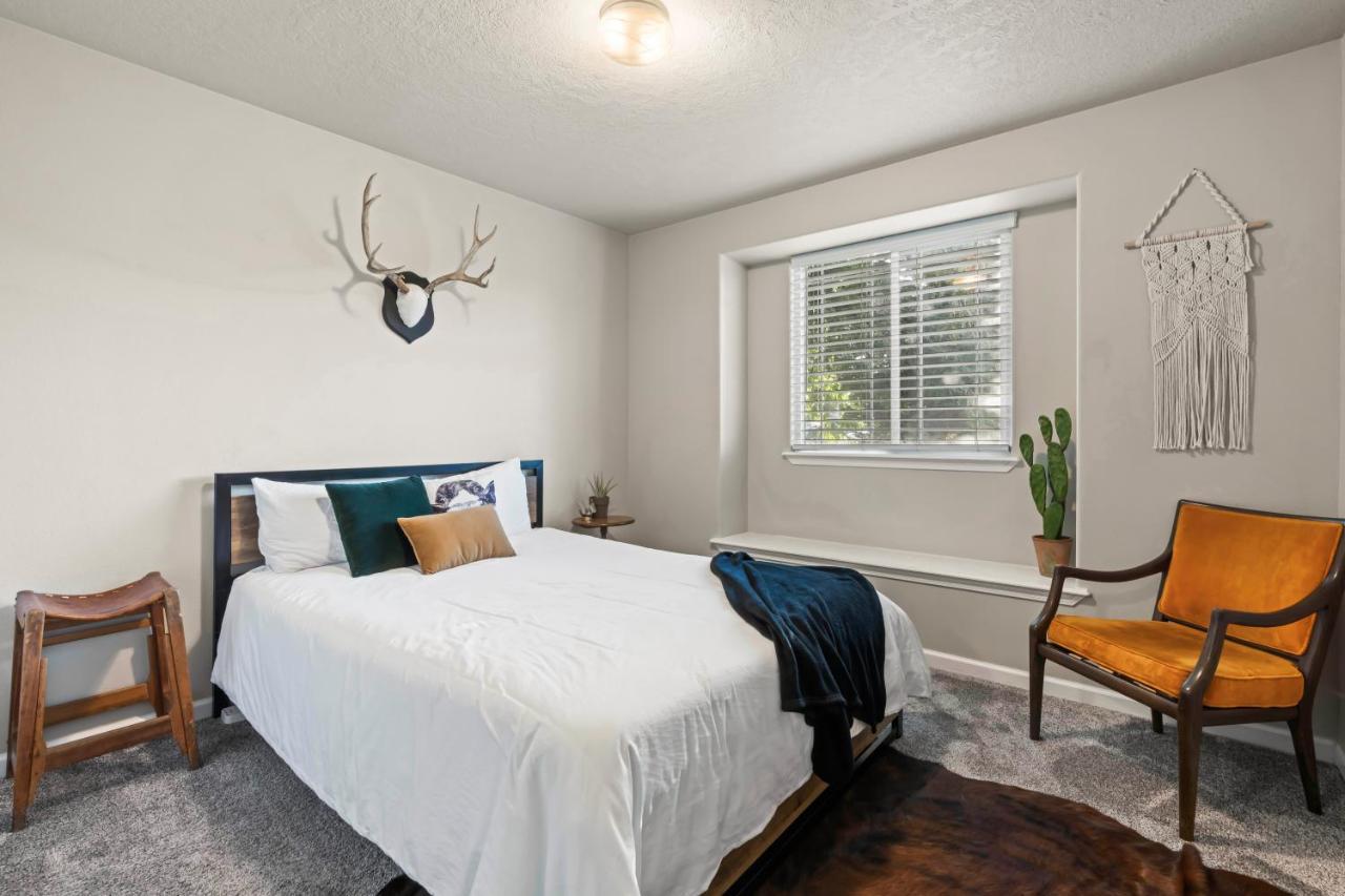 Southwestern Style 4 Bedroom Nampa Home Sleeps 16! Екстер'єр фото