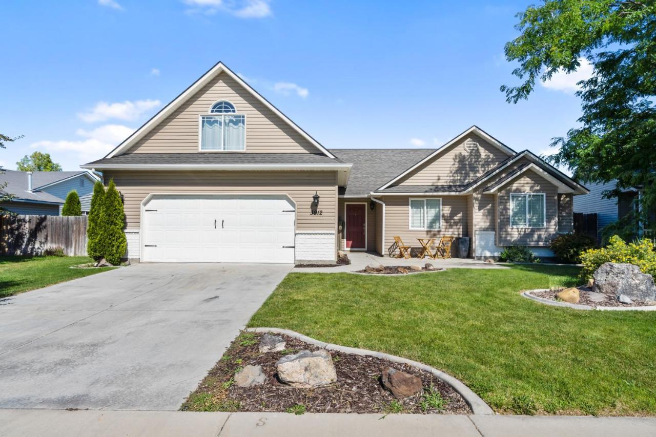 Southwestern Style 4 Bedroom Nampa Home Sleeps 16! Екстер'єр фото